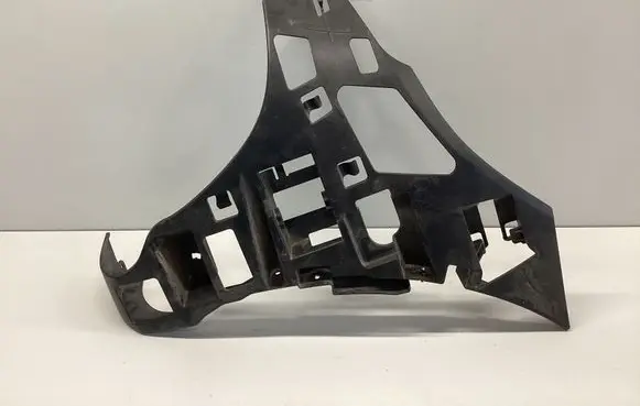 Mercedes-Benz S W222 Front bumper mounting bracket A2228856800