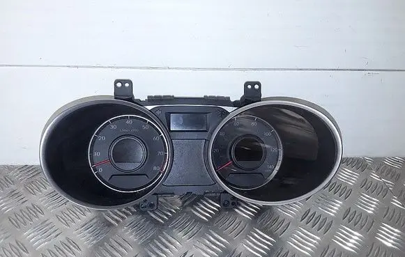 Hyundai ix35 Speedometer (instrument cluster) 940092y390
