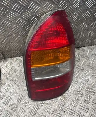 Opel Zafira A Rear/tail lights 62281