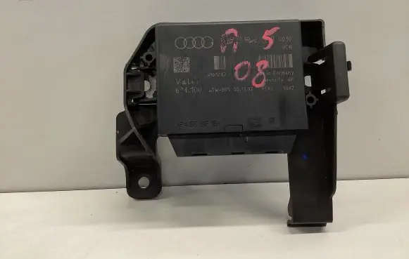 Audi A5 8T 8F Parking PDC control unit/module 8K0919475