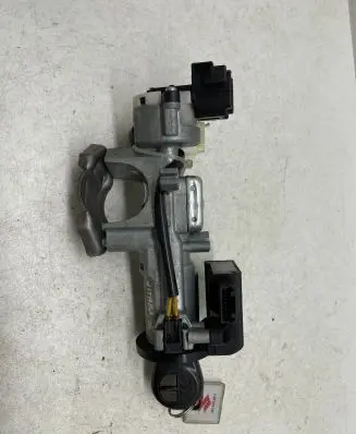 Suzuki Grand Vitara II Ignition lock 3397067J0 97R1010015 X1T12671M