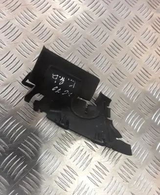 Volvo XC70 Front bumper support beam 30763222