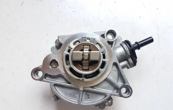 Peugeot 2008 II Vacuum pump 9812133880