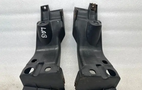Audi A8 S8 D3 4E Front bumper mounting bracket 4E0853922D 1234507890