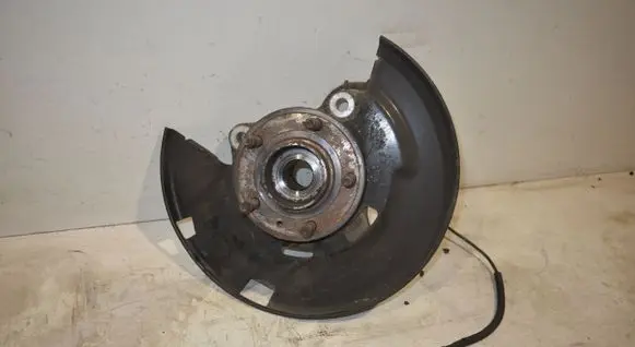 Opel Zafira C Front wheel hub