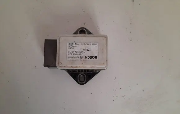 Volkswagen Crafter ESP acceleration yaw rate sensor 0265005628