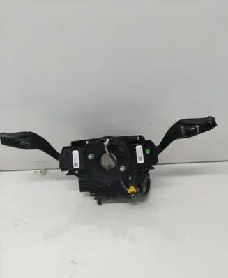 Wiper turn signal indicator stalk/switch