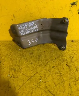 Chevrolet Captiva Fender mounting bracket