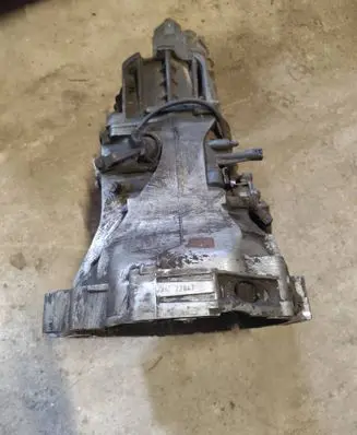 Volkswagen PASSAT B5 Manual 5 speed gearbox DHZ