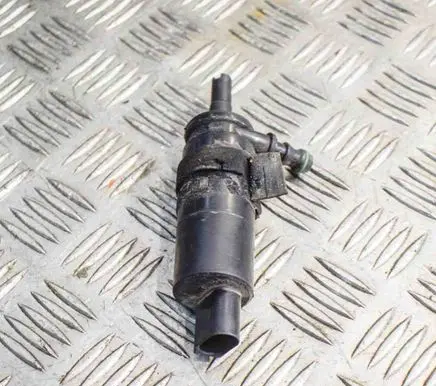Audi A7 S7 4G Windscreen/windshield washer pump 3B7955681