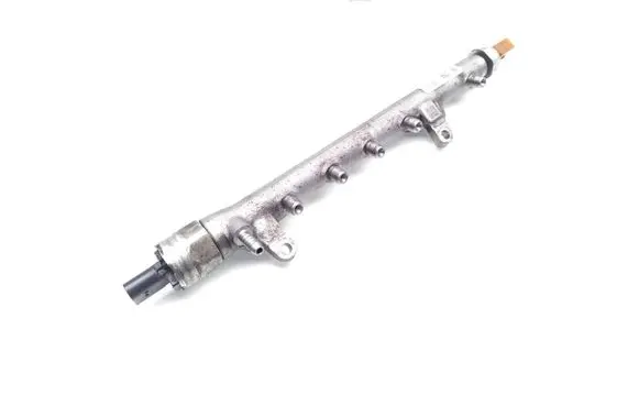 Audi A3 S3 A3 Sportback 8P Fuel main line pipe 03L130089B