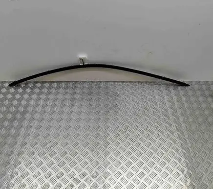 BMW M4 F82 F83 Front door glass trim molding 7433338