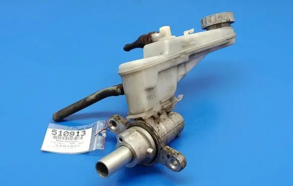 Fiat Sedici Master brake cylinder