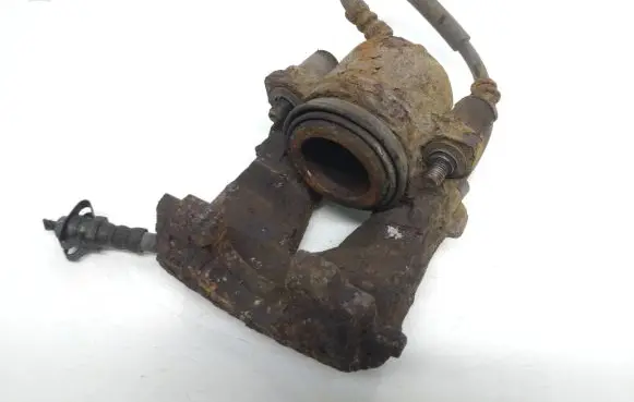 Volkswagen Cross Polo Front brake caliper