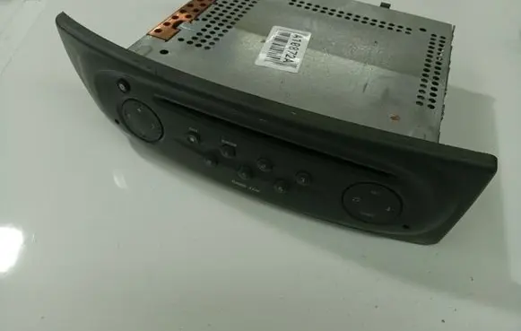 Renault Scenic I Radio/CD/DVD/GPS head unit 7700434425TN945