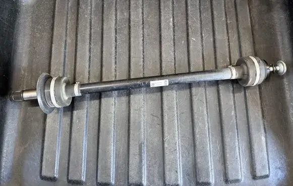 BMW 6 G32 Gran Turismo Rear driveshaft 8639466