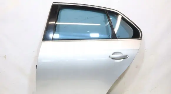 Rear door