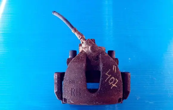 Ford Focus Front brake caliper 736278