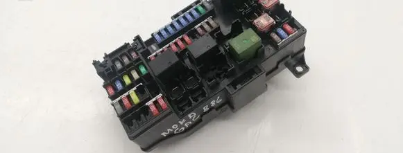Opel Mokka Fuse box set 21092612
