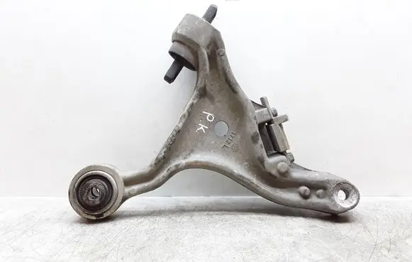 Volvo V70 Front lower control arm/wishbone