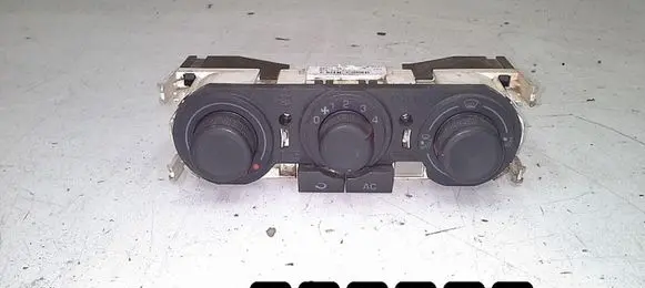 Seat Ibiza III (6L) Climate control unit 6l0820045c