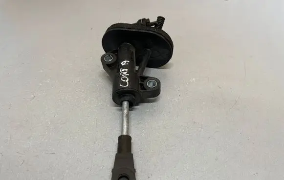 Opel Corsa E Clutch slave cylinder 55190994