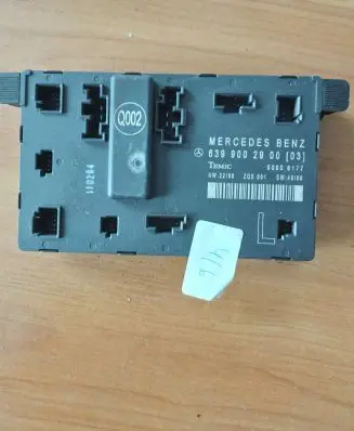 Mercedes-Benz Vito Viano W639 Door control unit/module 6399002900