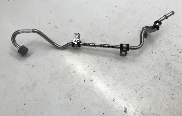Mercedes-Benz GLA H247 Fuel line pipe A2820703000
