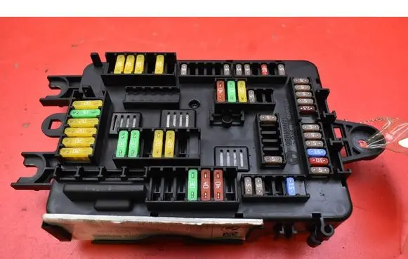 BMW Z4 E89 Fuse box set 938907001