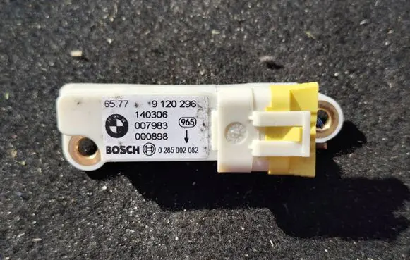 Mini One - Cooper R50 - 53 Airbag deployment crash/impact sensor 9120296 140306 0285002082