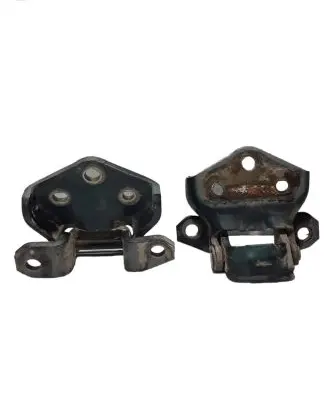 Mitsubishi Pajero Tailgate/trunk/boot hinge
