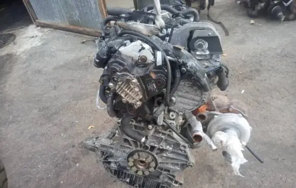 Volvo S60 Engine block d5244t