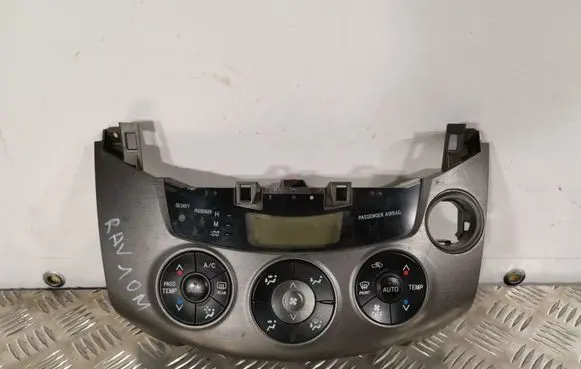 Toyota RAV 4 (XA30) Climate control unit 5590042381
