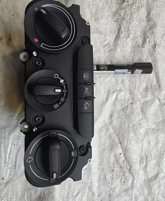 Audi A3 S3 A3 Sportback 8P Climate control unit 3C2820045A 5HB00932827 987676V
