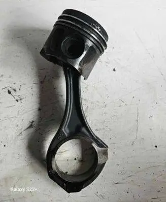 Mercedes-Benz Sprinter W906 Piston with connecting rod 8340F