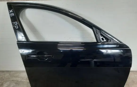 Jaguar XE Front door