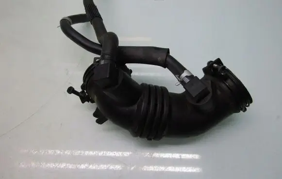 Hyundai i10 Air intake duct part 28130K7100