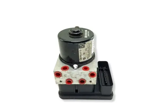 Volkswagen Golf IV ABS Pump 1C0907379L 1J0614117G