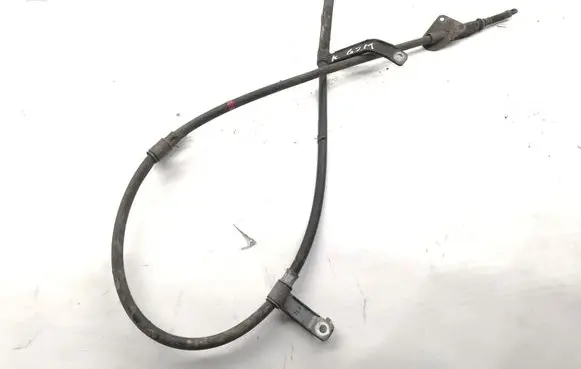 Hyundai i30 Handbrake/parking brake wiring cable 