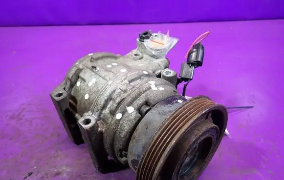 KIA Sportage Air conditioning (A/C) compressor (pump)