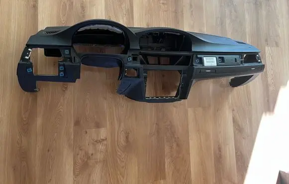 BMW 3 E92 E93 Dashboard 6954110