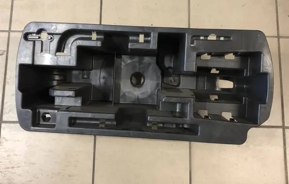 Renault Megane III Spare wheel section trim 995048781R