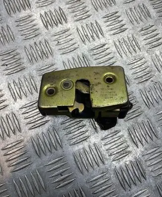 Volkswagen Multivan T4 Sliding door lock 701843604A