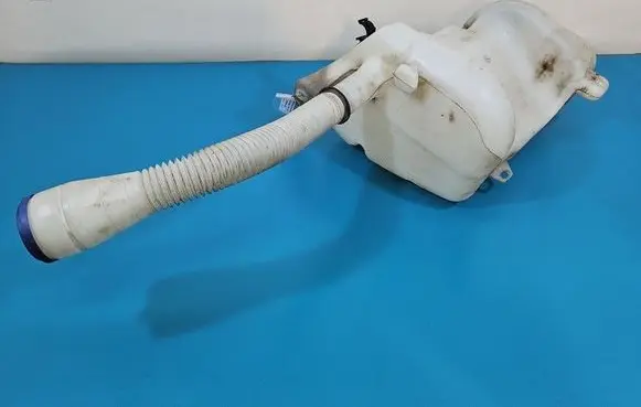 Citroen Berlingo Windshield washer fluid reservoir/tank 21376900 IMPRK1570670