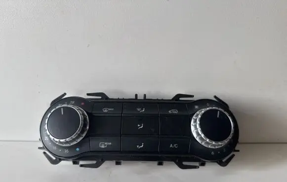 Mercedes-Benz B W246 W242 Climate control unit A2469002208 5HB01044504 A2469010705