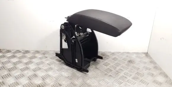 Skoda Octavia Mk3 (5E) Armrest 5E0864249