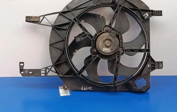 Opel Vivaro Electric radiator cooling fan 