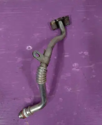 Nissan Juke II F16 Turbo turbocharger oiling pipe/hose