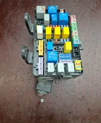 Hyundai Terracan Fuse module 0627129 05730 78020048