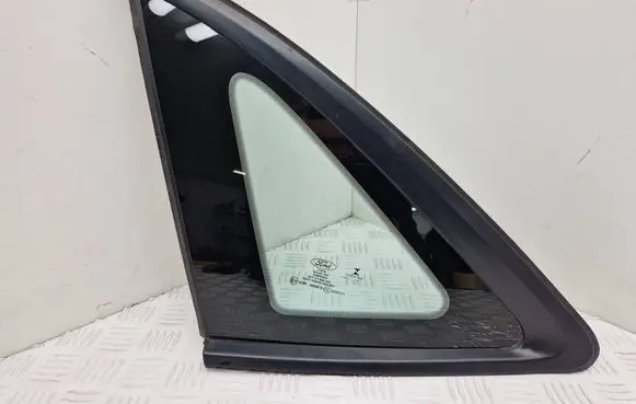 Ford Kuga III Rear side window 43R000479 DOT211M86AS2 E000191